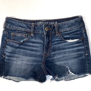 American Eagle Super stretch Shorts